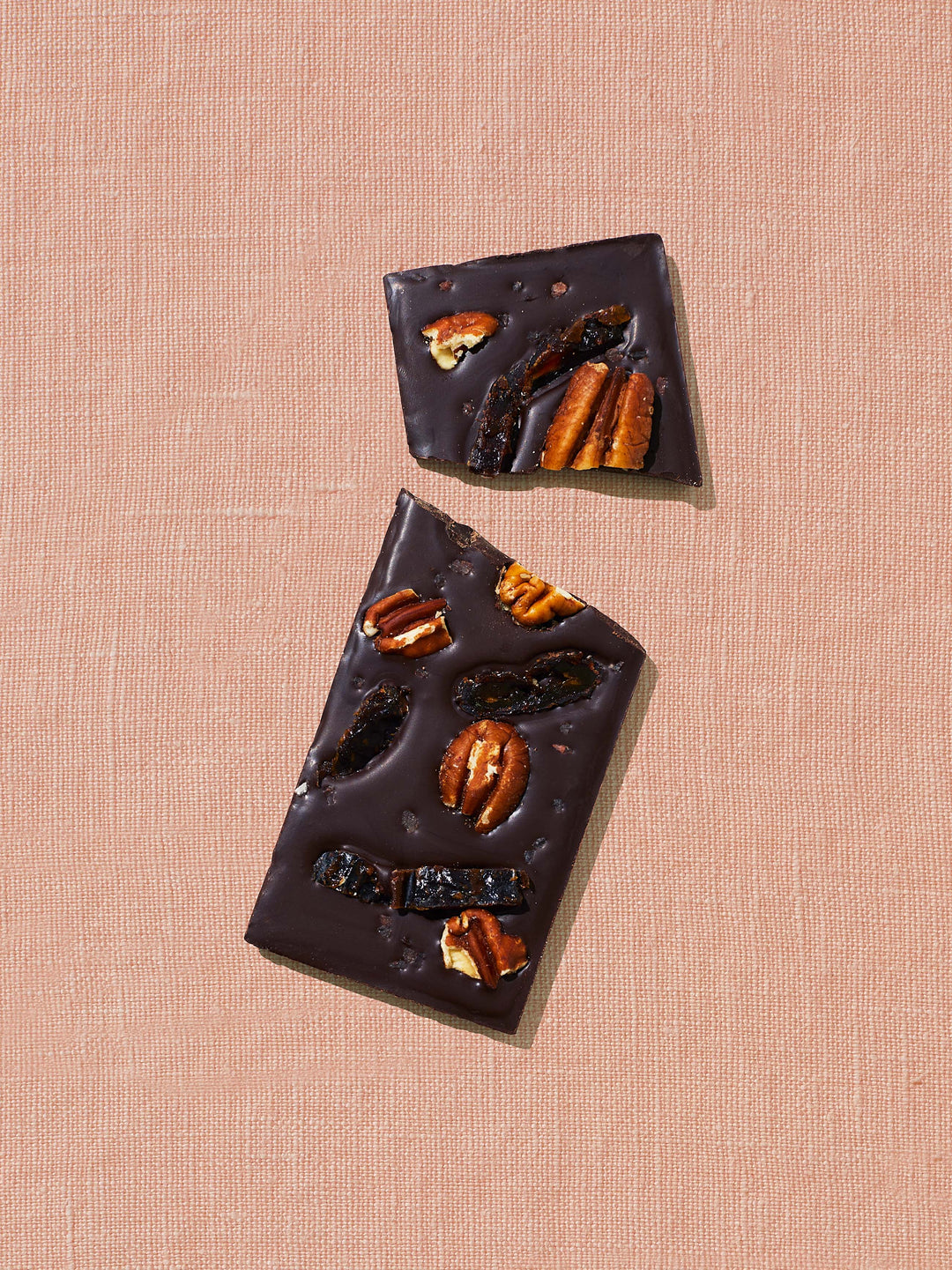 Spring &amp; Mulberry - Pecan Date Date-Sweetened Dark Chocolate
