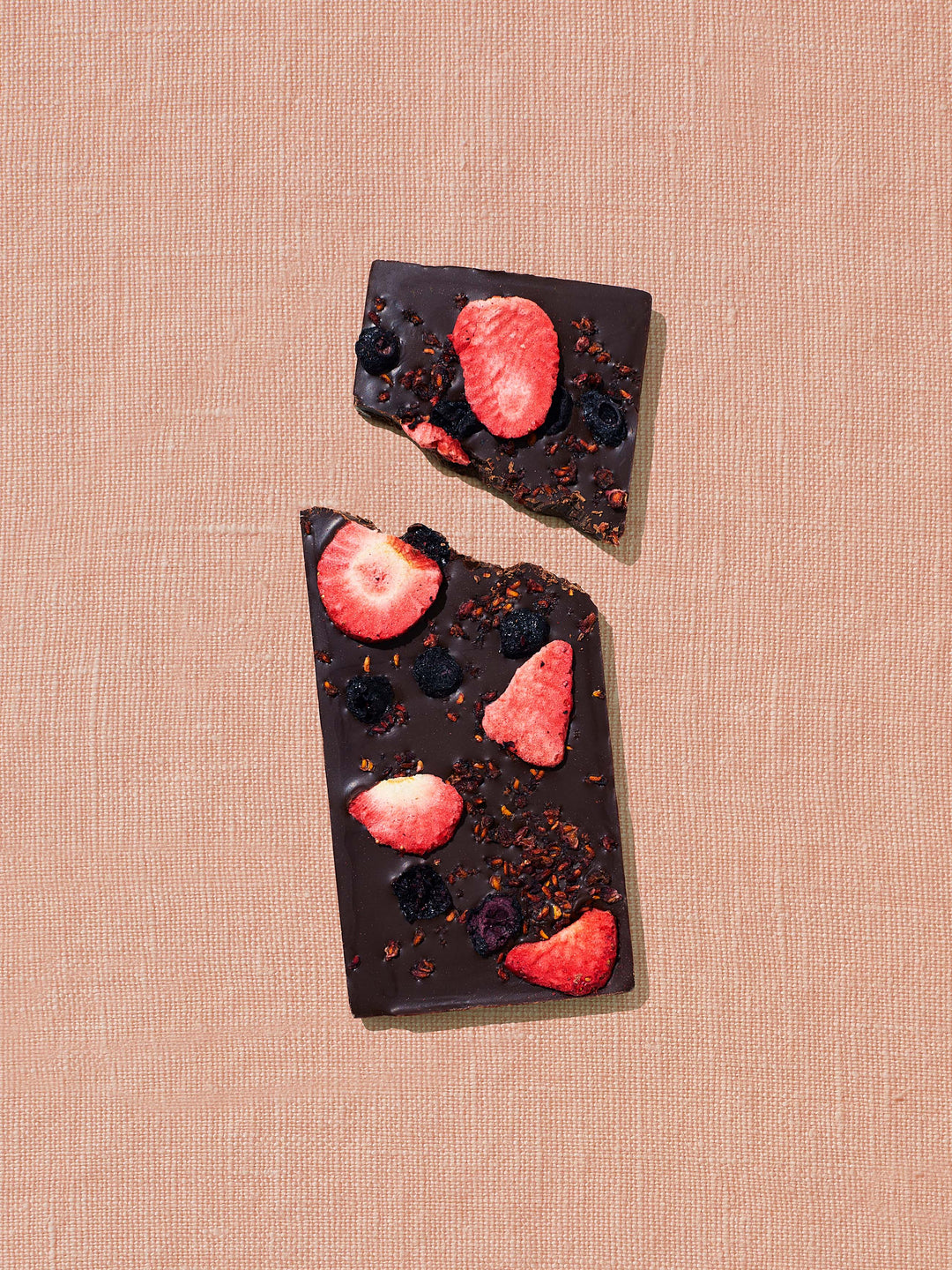 Spring &amp; Mulberry - Mixed Berry Date-Sweetened Dark Chocolate